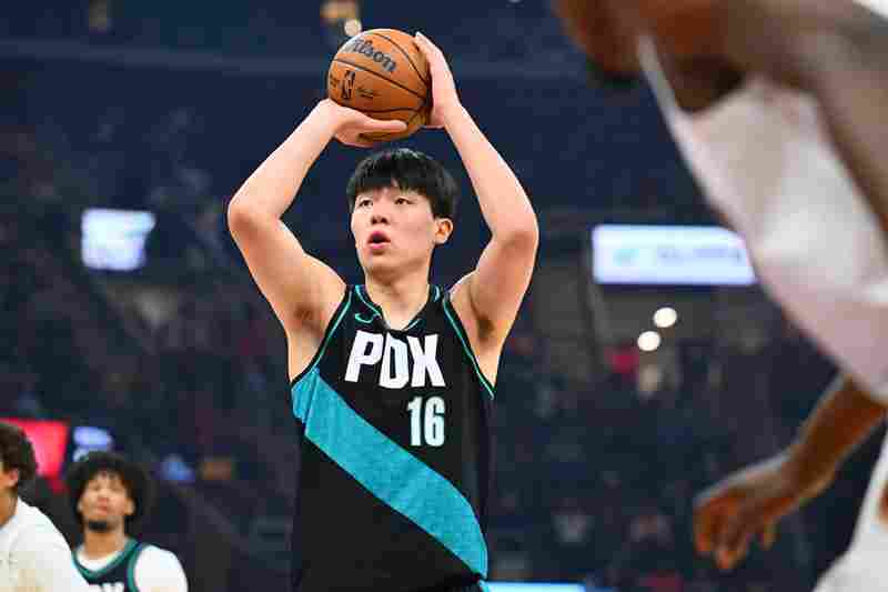 開拓者媒體人：語(yǔ)言障礙不會(huì)讓你三分命中率不足7% 楊瀚森得多練